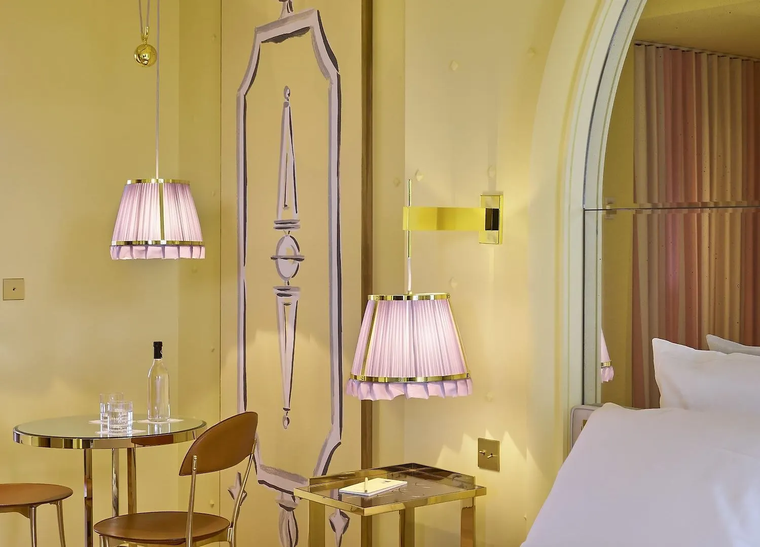 Hotel 9confidentiel 4*
