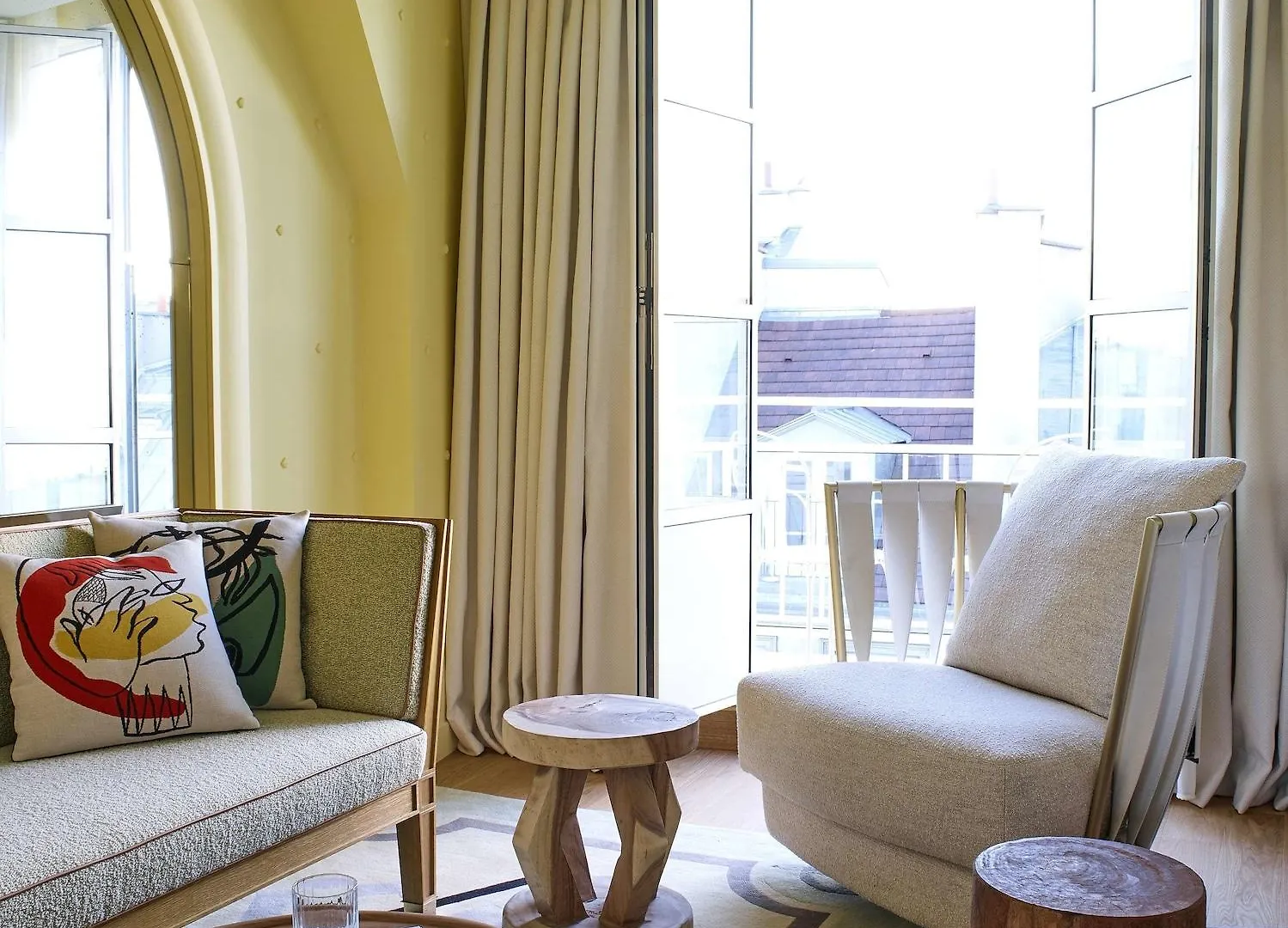 9confidentiel 4* Paris
