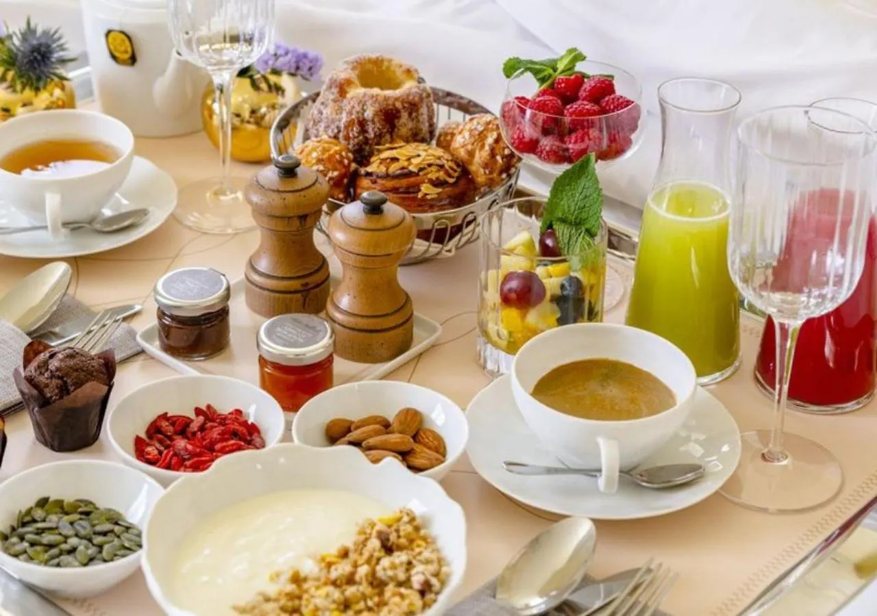 Hotel 9confidentiel 4*